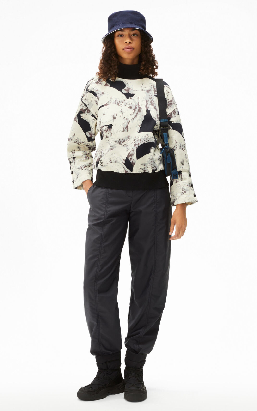 Kenzo ハイカット collar Polar Bear The 冬 Capsule スウェット レディース 黒 - PBLQTX540